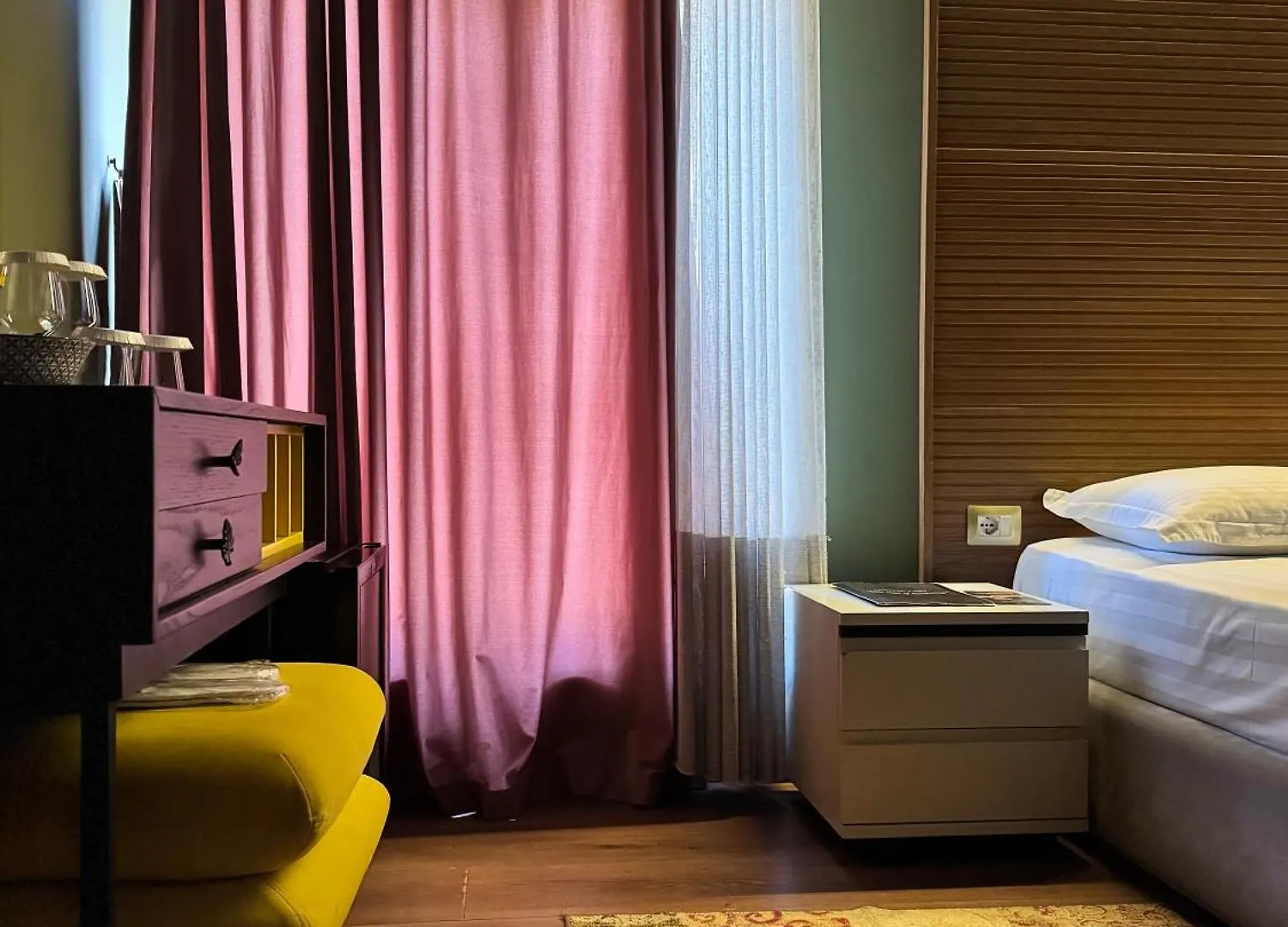 Chateau Fasel Tirana Hotel