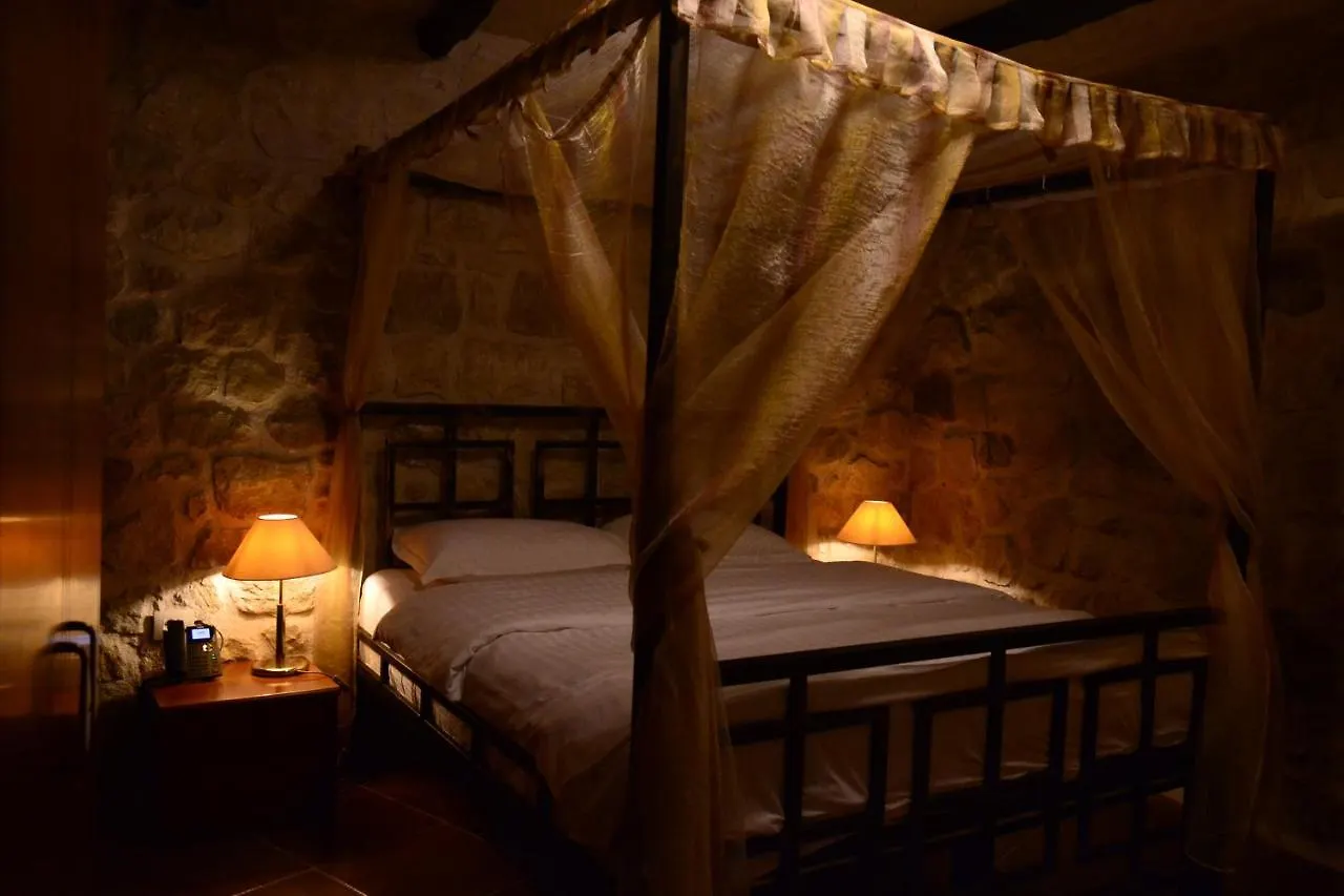 Vakantieboerderij Chateau Fasel Tirana Albanië